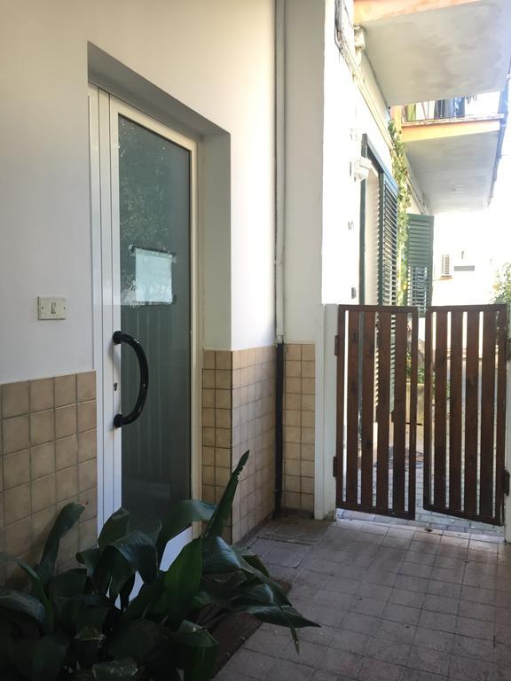 Mansarda Al Mare Villa Римини Екстериор снимка